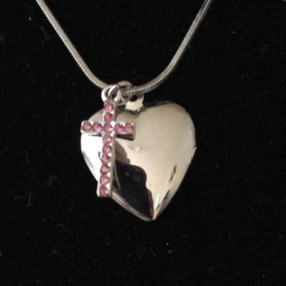 - Locket heart and cross necklace NWOT - Picture 2 of 5